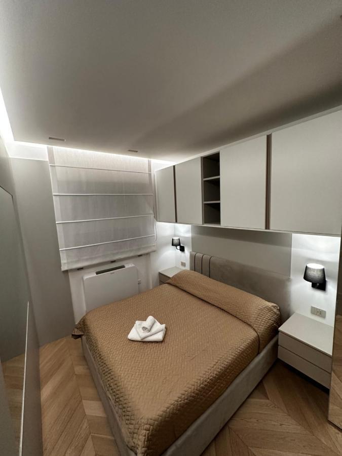 Bilocale Luxury A 50 Mt Dalla Stazione Di Milano Appartement Buitenkant foto