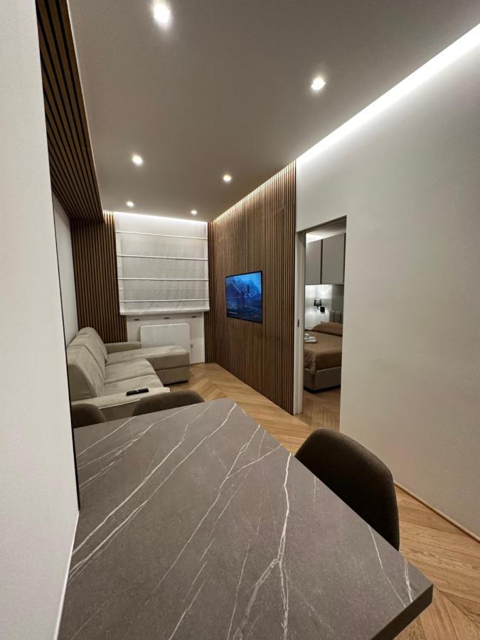 Bilocale Luxury A 50 Mt Dalla Stazione Di Milano Appartement Buitenkant foto