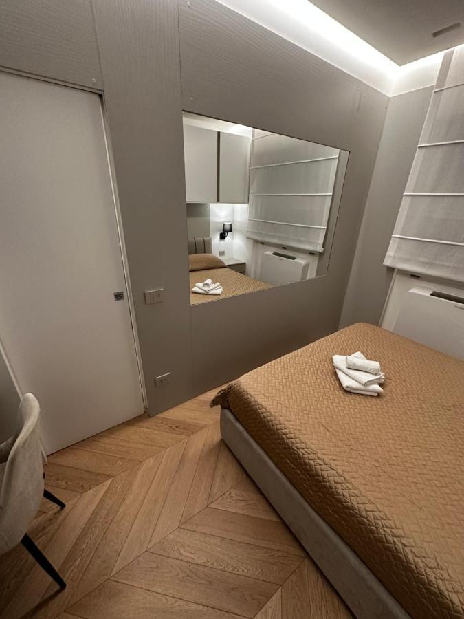 Bilocale Luxury A 50 Mt Dalla Stazione Di Milano Appartement Buitenkant foto