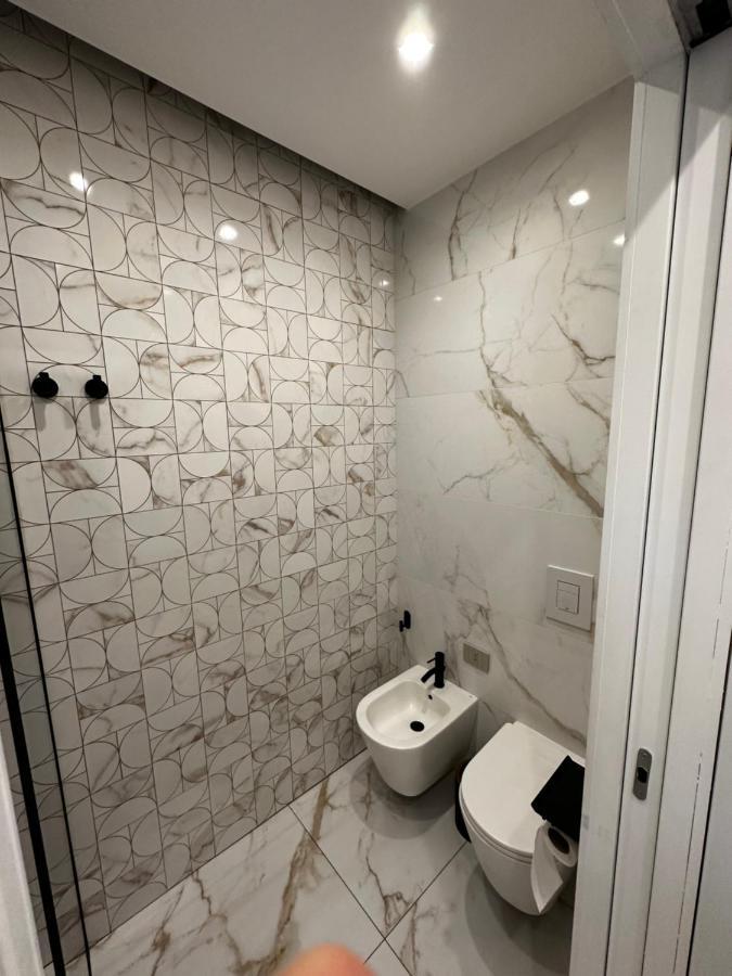 Bilocale Luxury A 50 Mt Dalla Stazione Di Milano Appartement Buitenkant foto